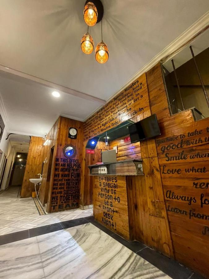 Travel Monkey Hostel Agra  Kültér fotó