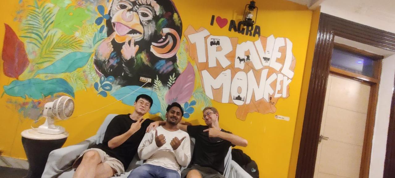 Travel Monkey Hostel Agra  Kültér fotó