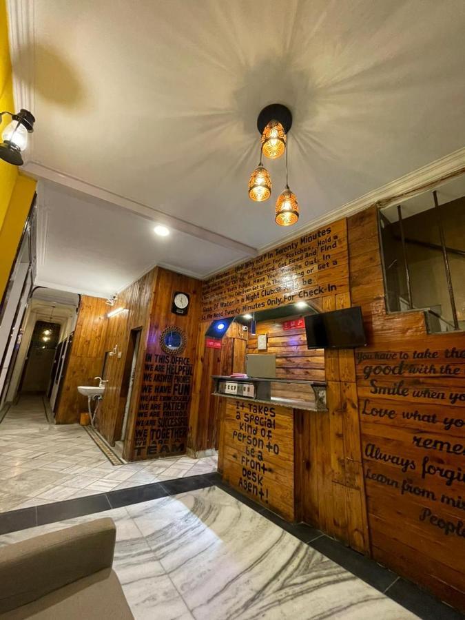 Travel Monkey Hostel Agra  Kültér fotó