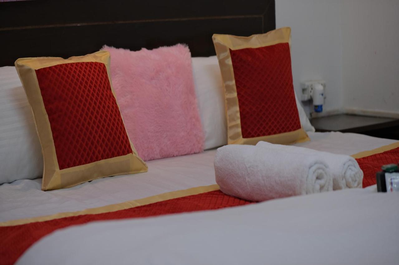 Travel Monkey Hostel Agra  Kültér fotó