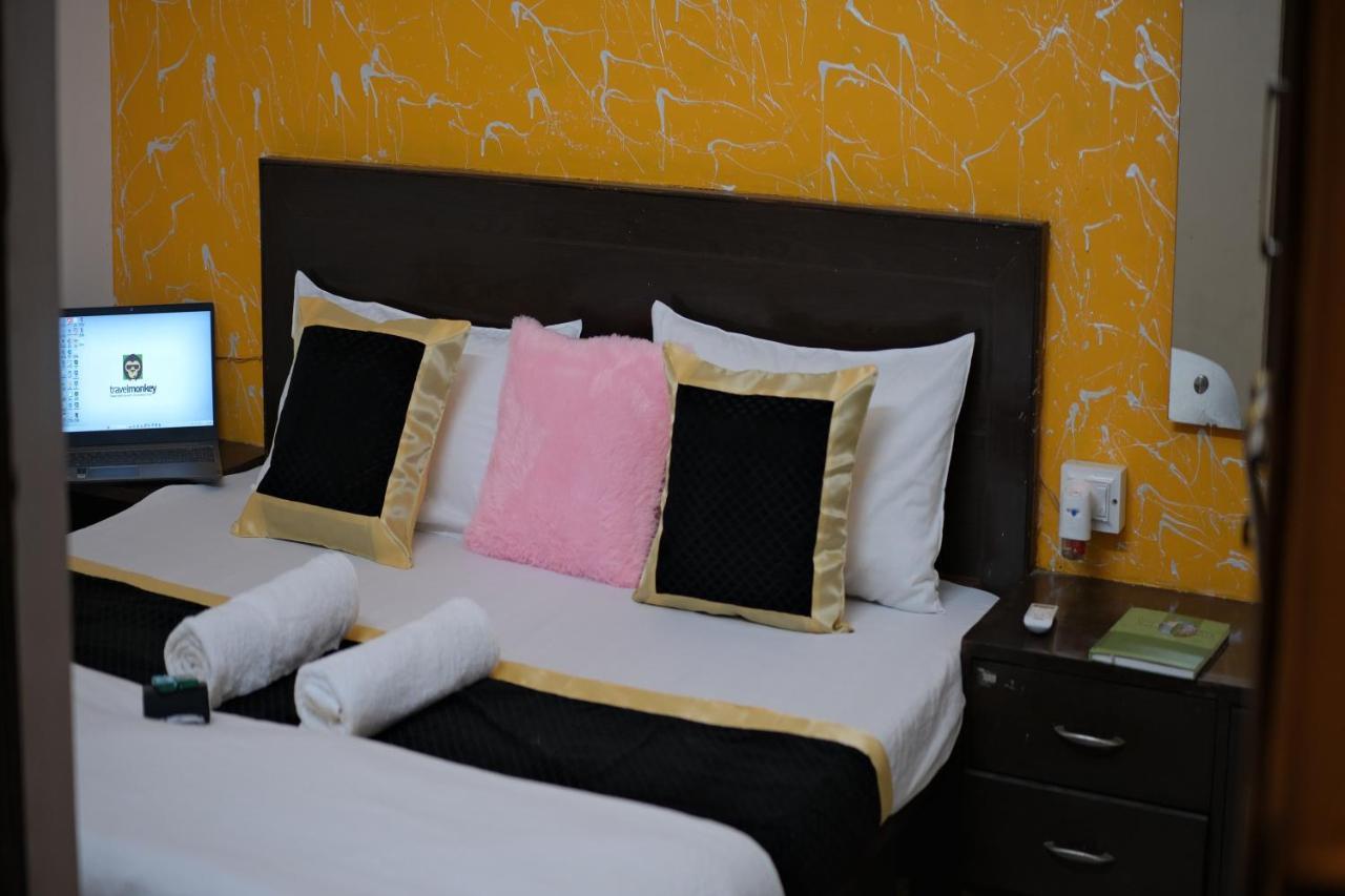 Travel Monkey Hostel Agra  Kültér fotó