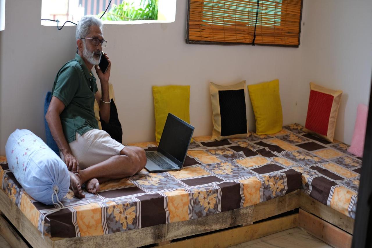 Travel Monkey Hostel Agra  Kültér fotó