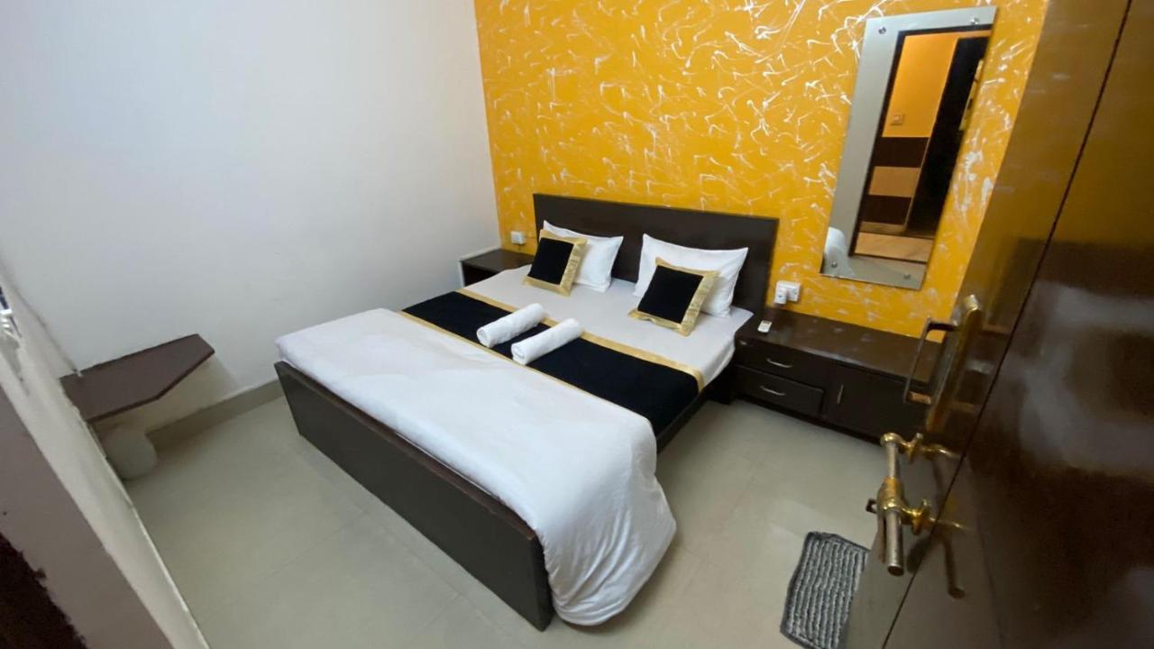 Travel Monkey Hostel Agra  Kültér fotó