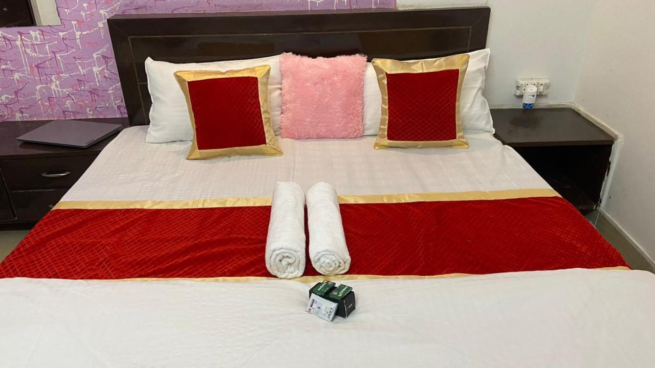 Travel Monkey Hostel Agra  Kültér fotó