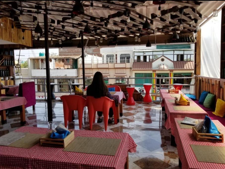 Travel Monkey Hostel Agra  Kültér fotó