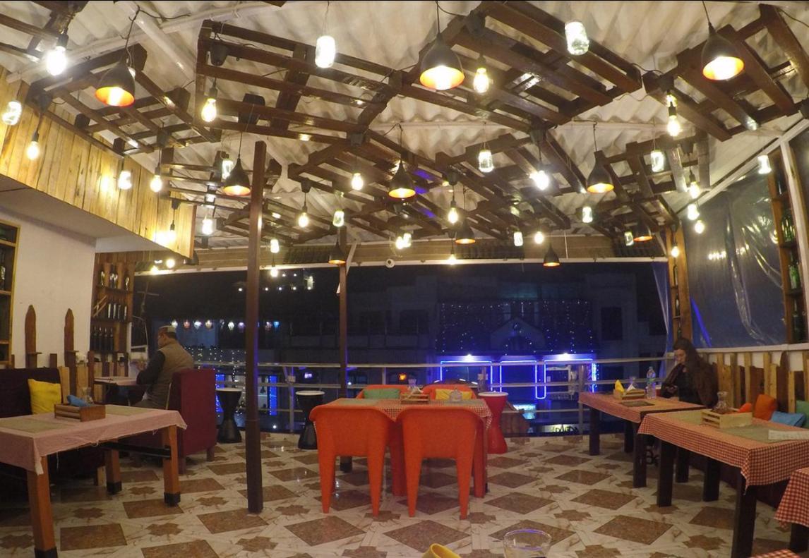 Travel Monkey Hostel Agra  Kültér fotó