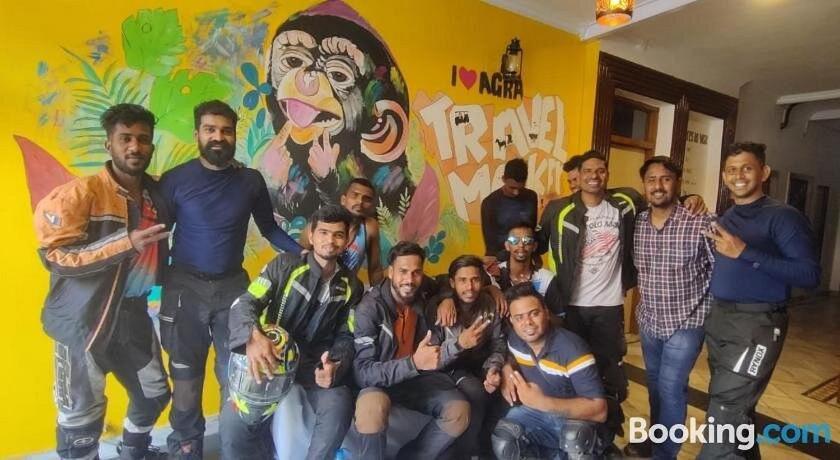 Travel Monkey Hostel Agra  Kültér fotó