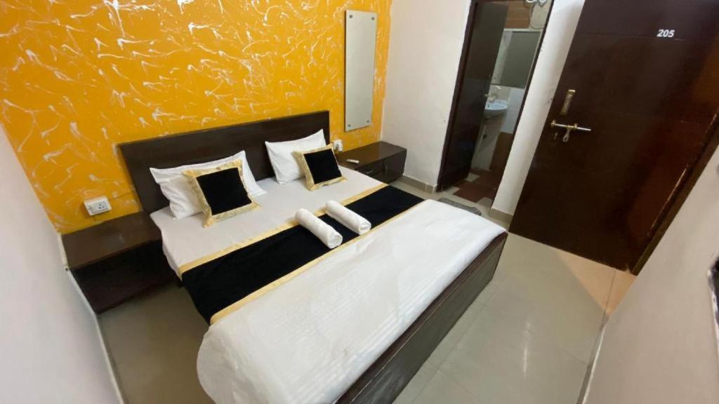 Travel Monkey Hostel Agra  Kültér fotó